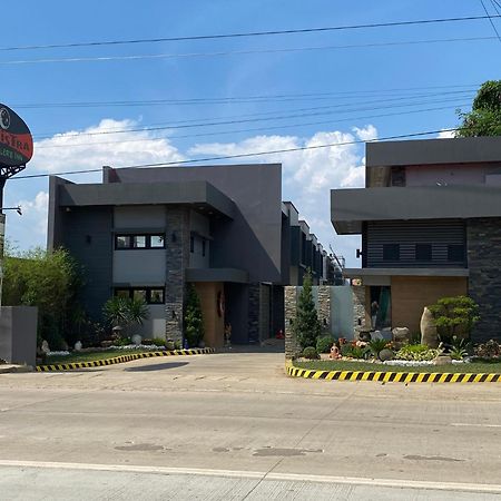 El Vistra Traveller'S Inn Calumpit Екстериор снимка
