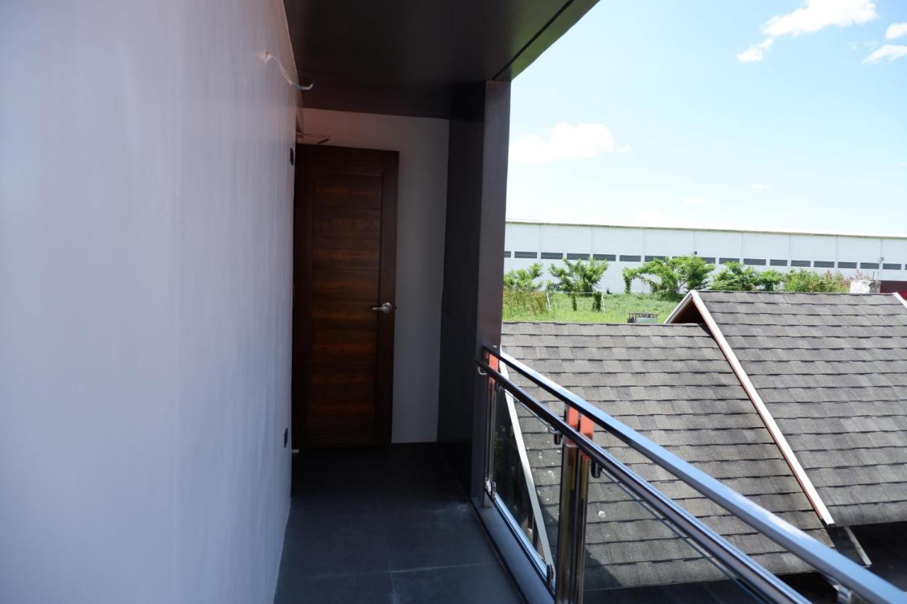El Vistra Traveller'S Inn Calumpit Екстериор снимка
